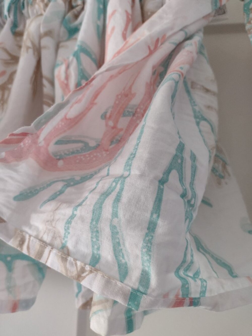 Set of 3 Nautical Valances of Multicolor Coral on a White Background - Picture 5 of 5